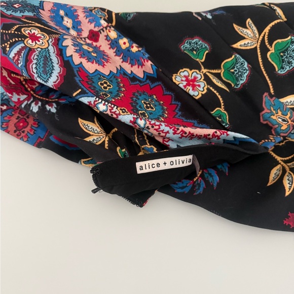 Alice+Olivia Connor Skirt Excellent Condition - Picture 2 of 5